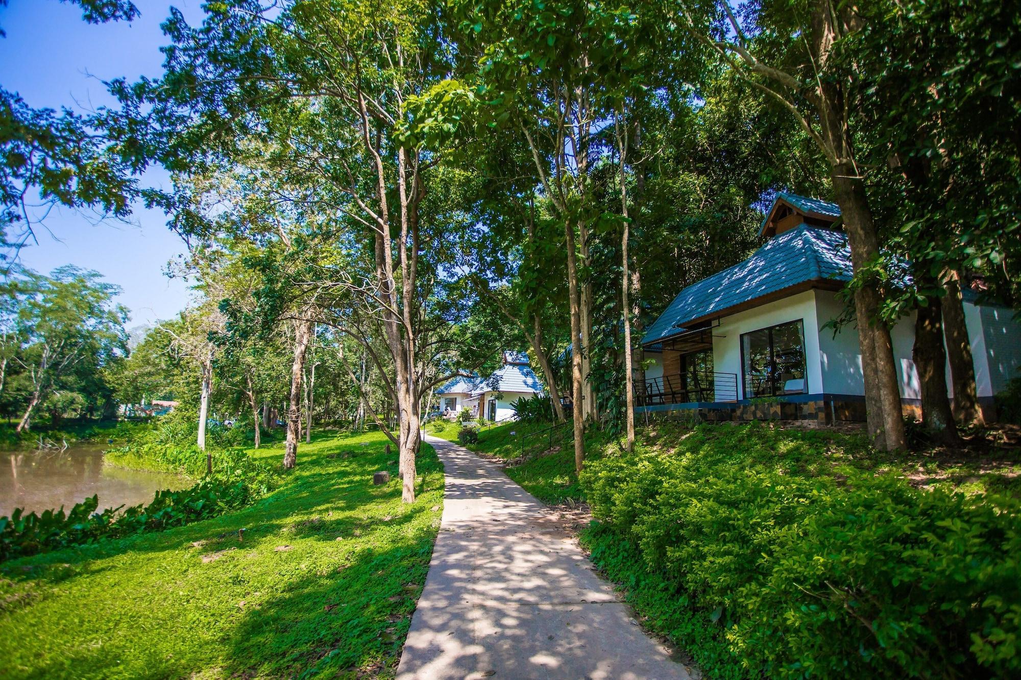 Sappraiwan Elephant Resort & Sanctuary Kaengsopha Exteriör bild