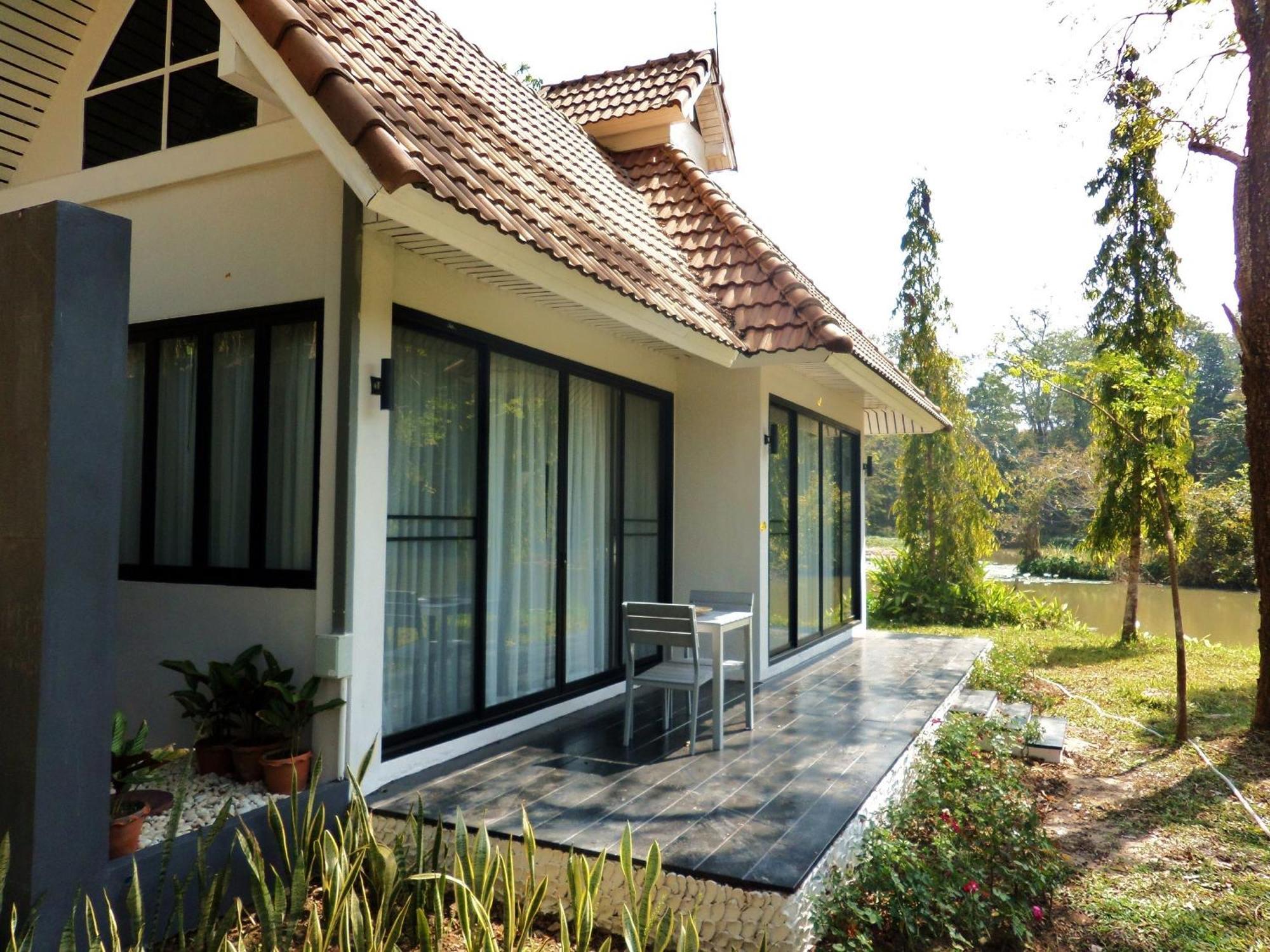 Sappraiwan Elephant Resort & Sanctuary Kaengsopha Rum bild